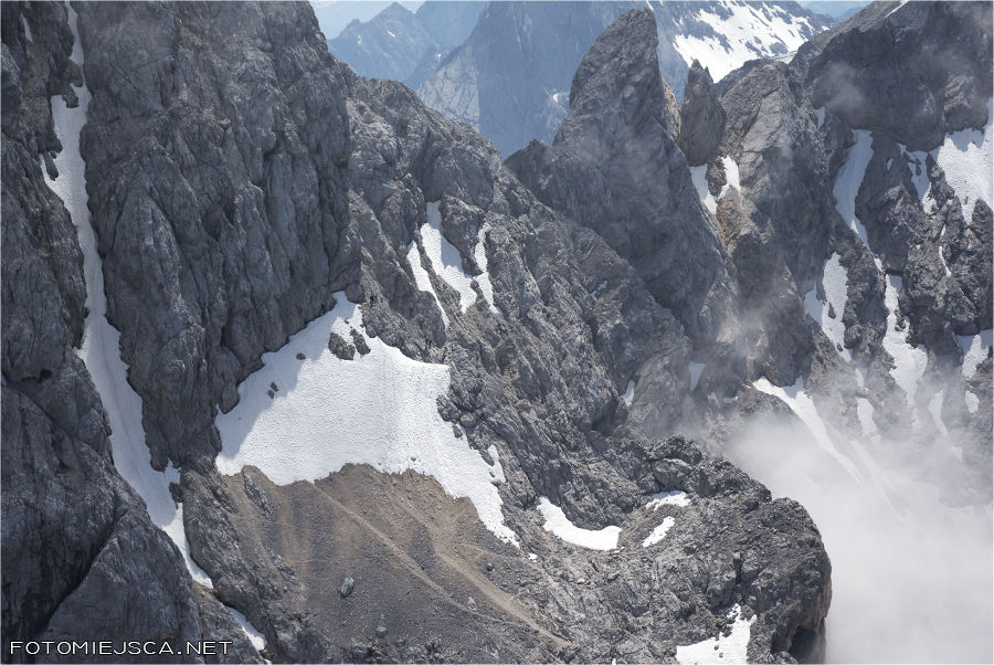 Jubiläumsgrat Grań Jubileuszowa na Zugspitze widziana z Alpspitze Alpy Bawarskie