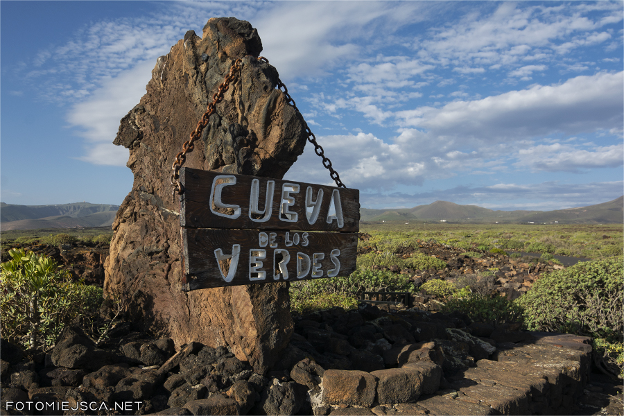 Wejście do jaskini Cueva de los Verdes na Lanzarote